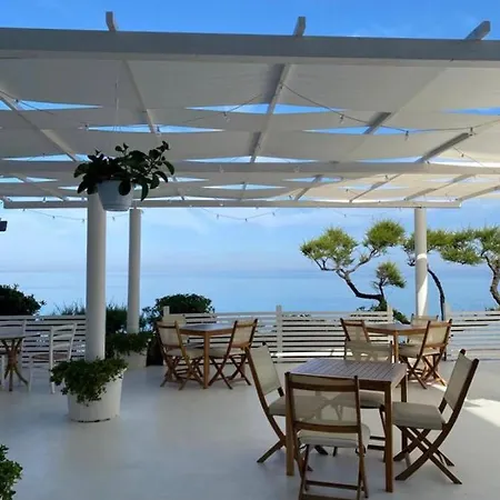 Capo Nettuno Hotell 4*